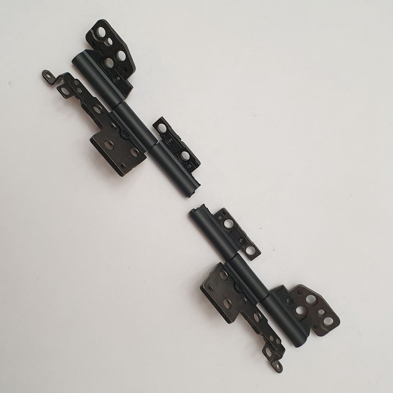 Dell Precision 7760 Displayscharniere LCD Hinge Scharniere Scharnier – Bild 2