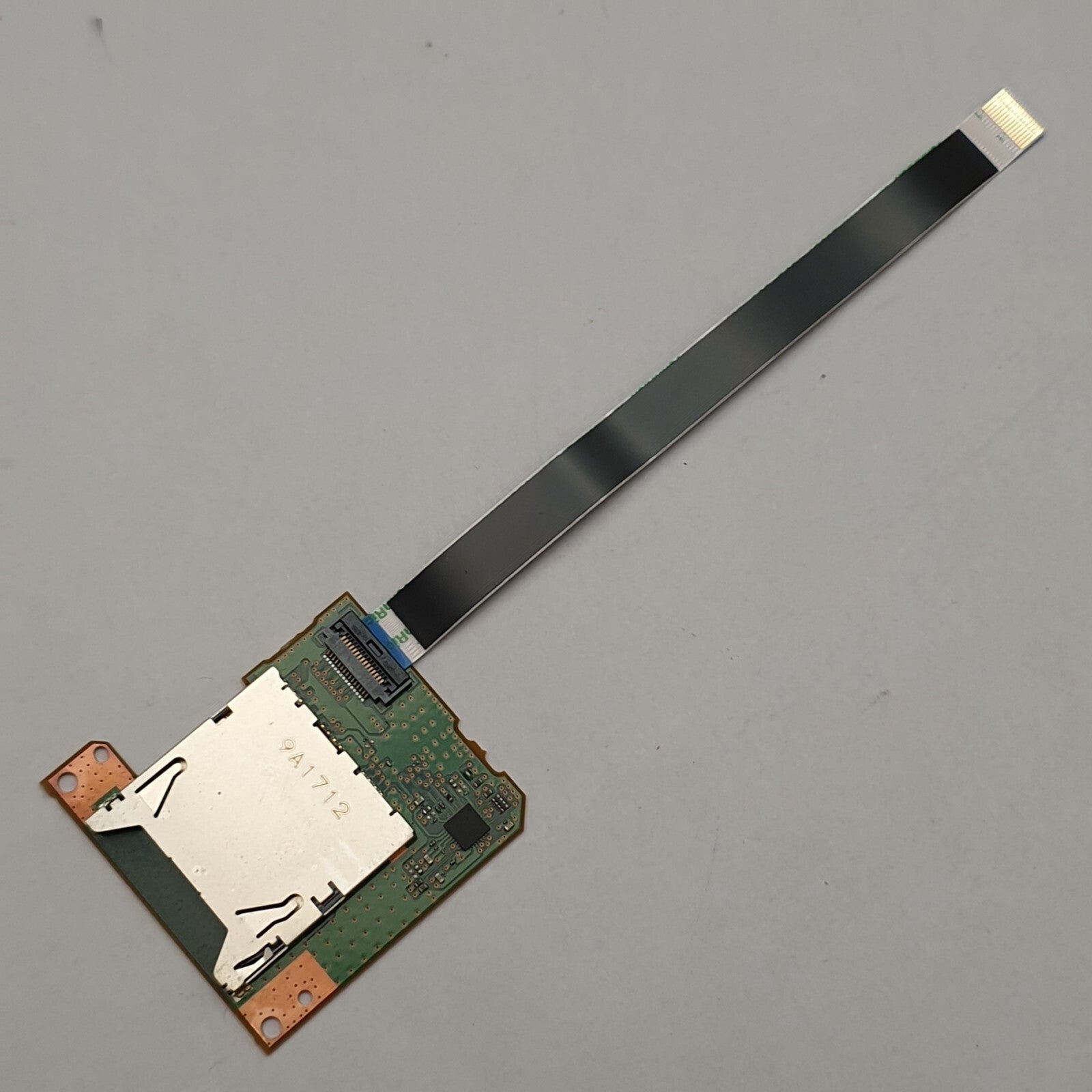 Fujitsu Lifebook E558 Kartenleser Card SD Card Reader Board mit Kabel