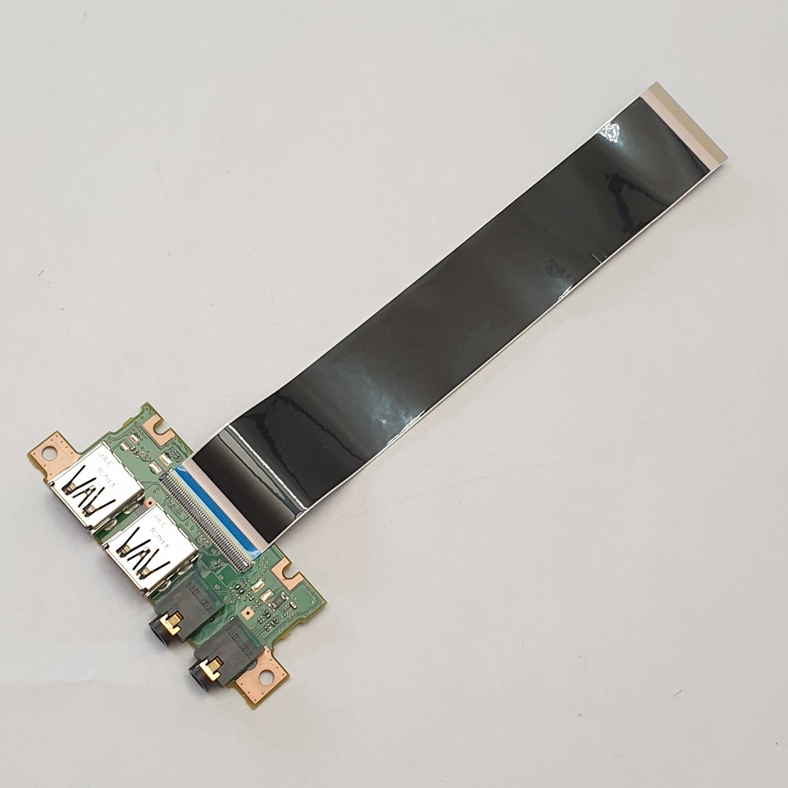 Fujitsu Lifebook E746 USB Audio Port Platine I/O Board mit Kabel