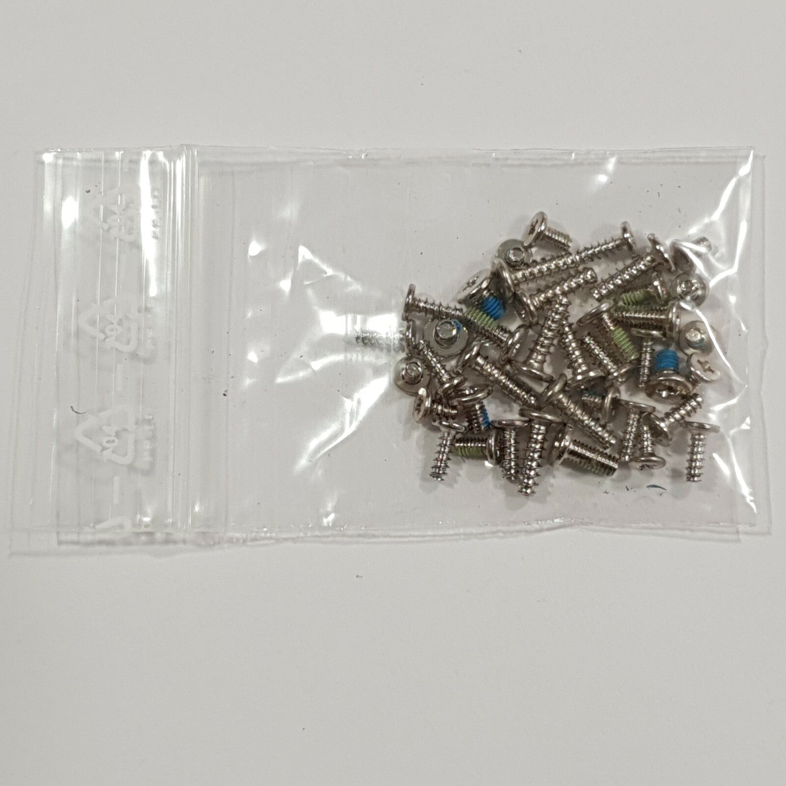 Fujitsu Lifebook P702 Schraubensatz Screw Set Schrauben Gehäuse – Bild 2