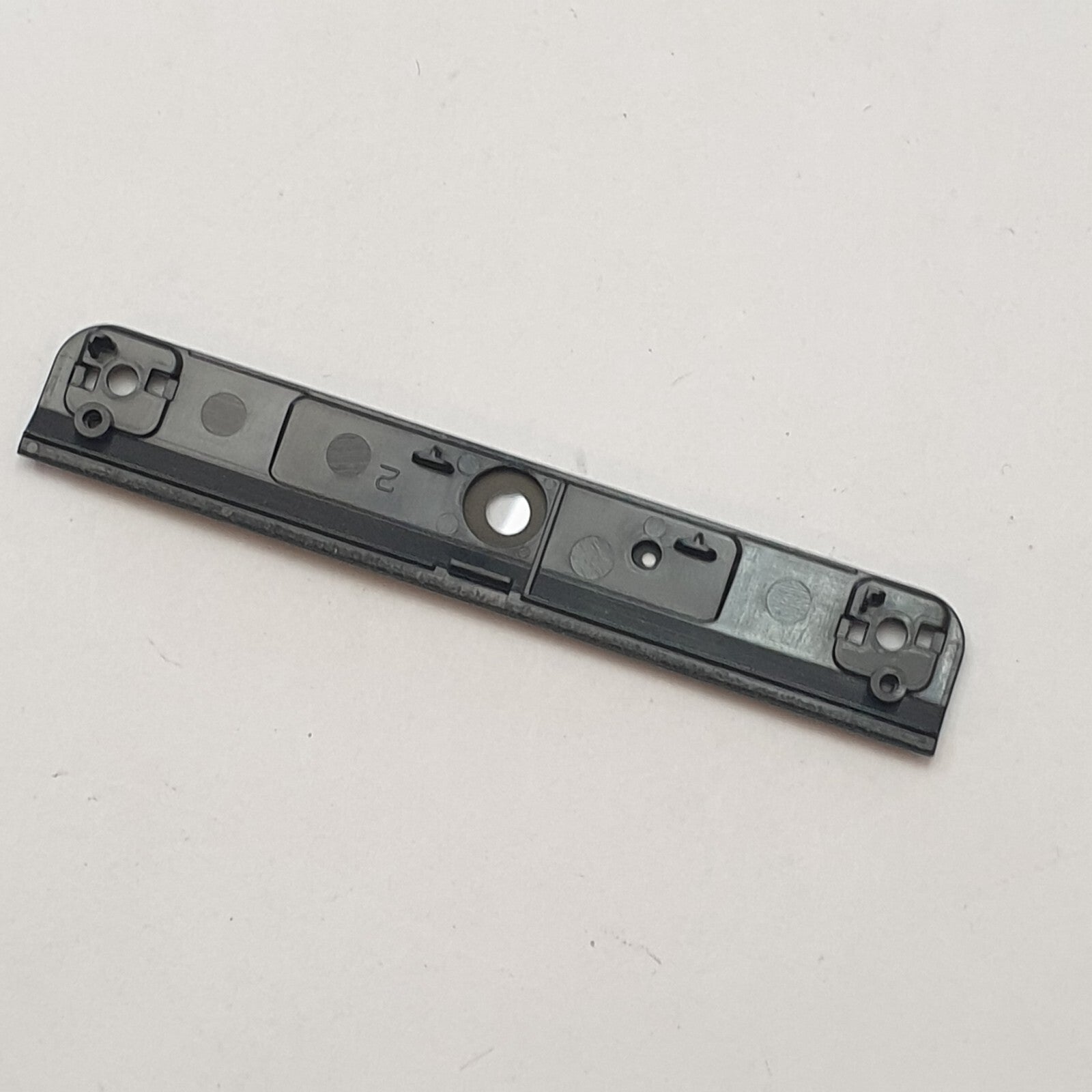 Fujitsu Lifebook E782 Scharnierabdeckung Hinge Cover Abdeckung – Bild 2