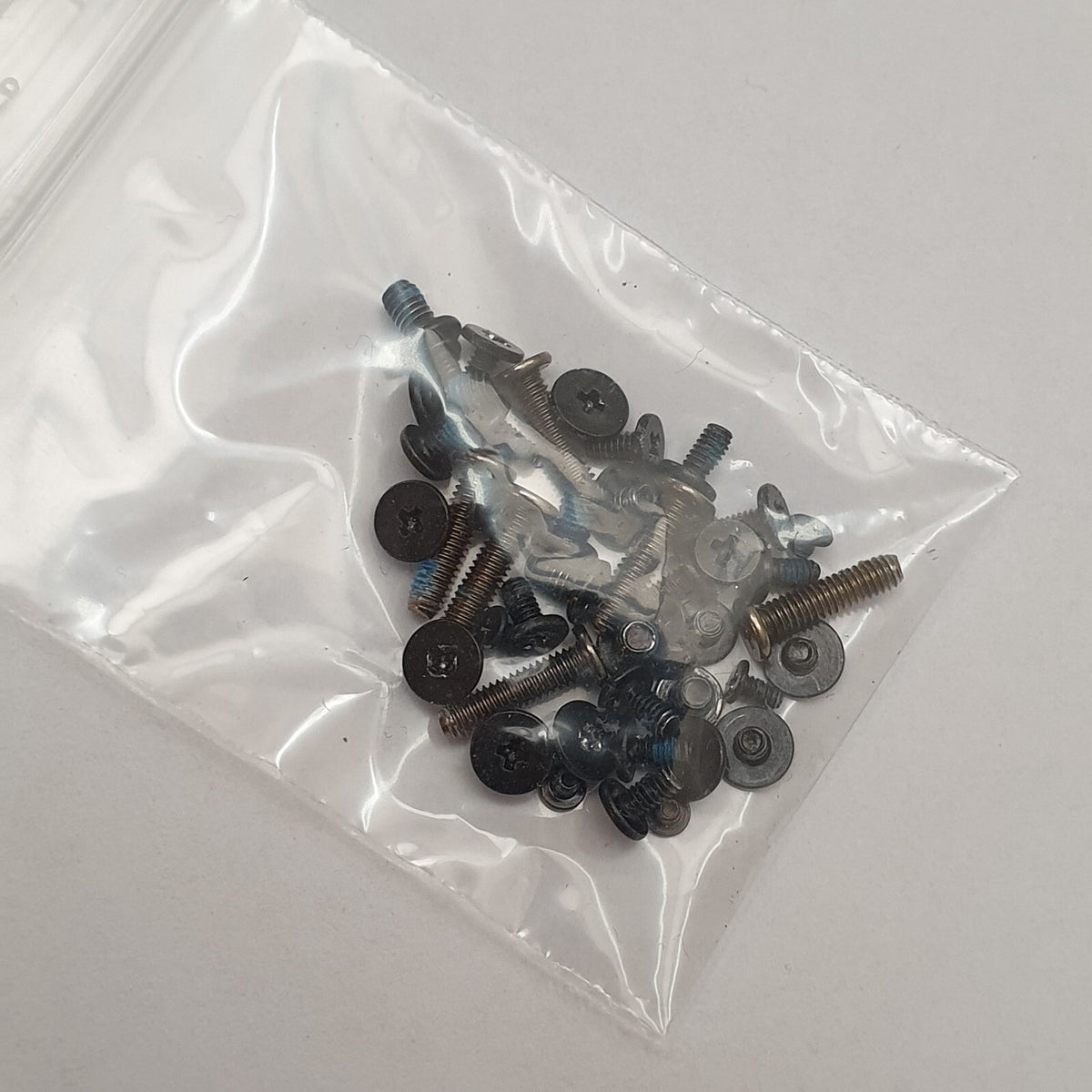 HP EliteBook 840 G7 Schraubensatz Schrauben Screw Set