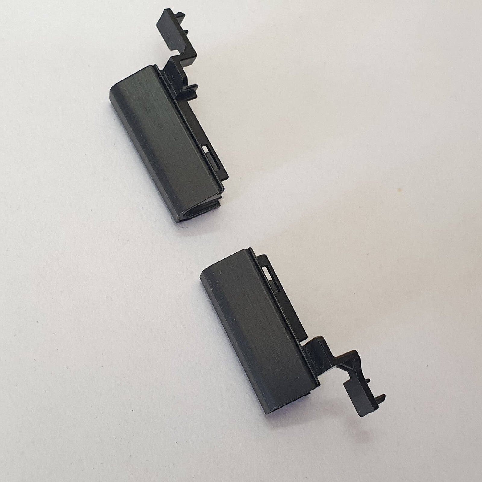 Fujitsu LifeBook U728 Scharnierabdeckung Hinge Cover Links Rechts Set