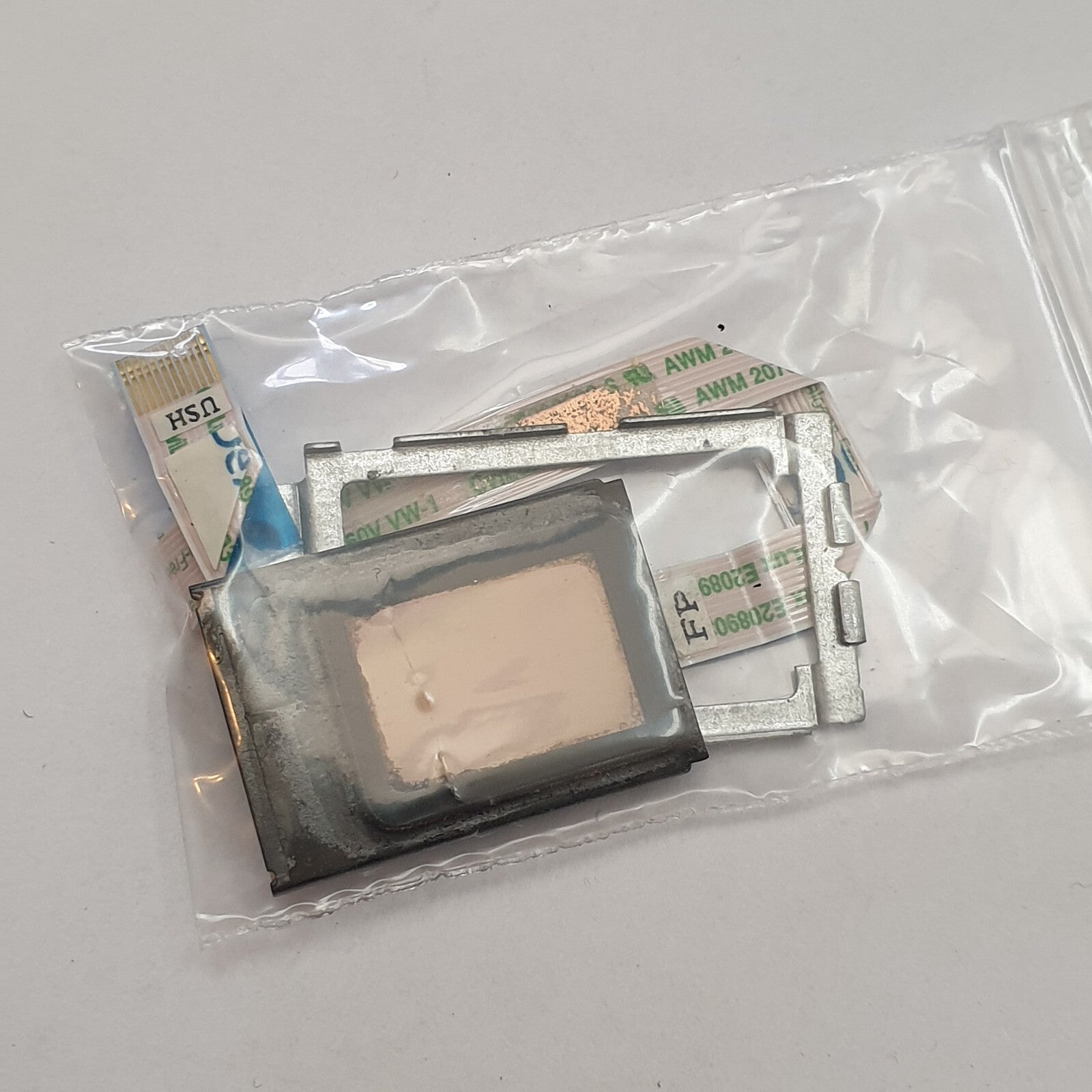 Dell Latitude E5470 Fingerprint Reader Board mit Halterung Fingerabdruck Sensor