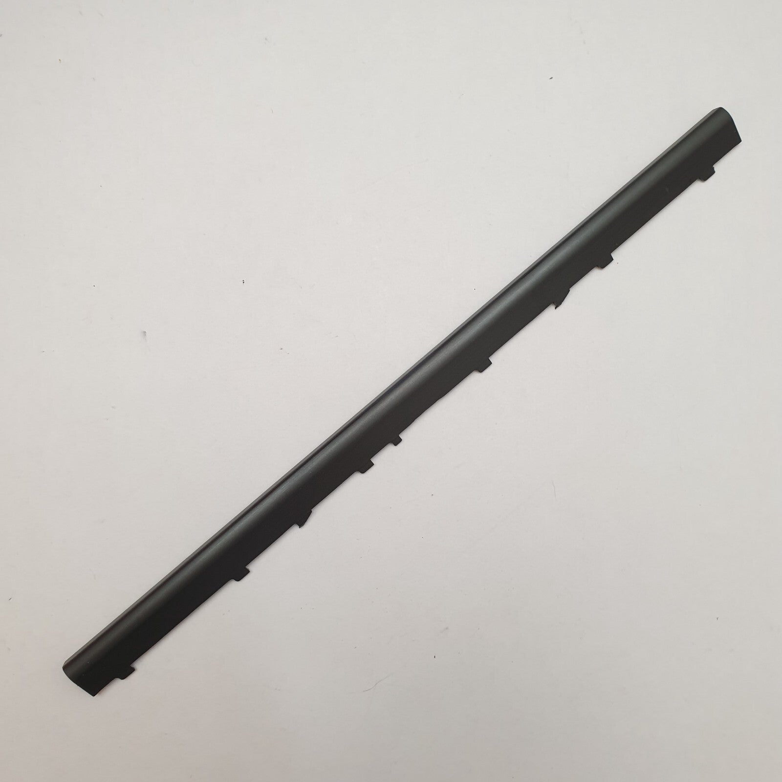 Dell Latitude 7490 Scharnierabdeckung Hinge Cover Abdeckung Gehäuse