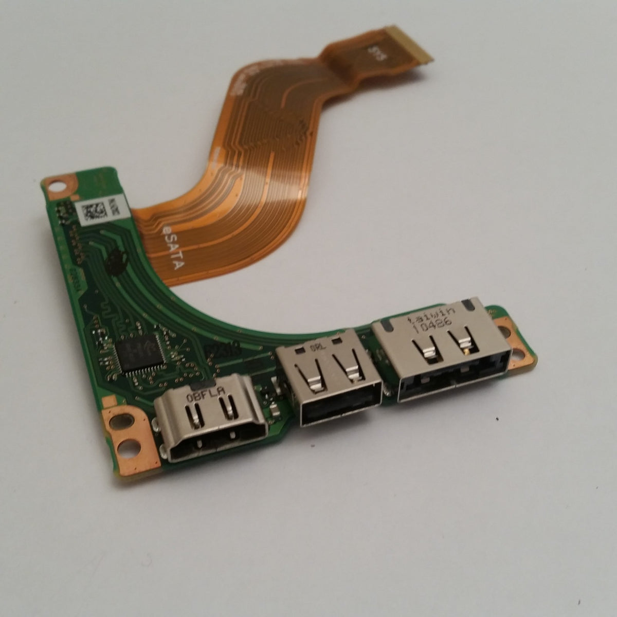 Toshiba Portege R700-1CQ USB HDMI eSATA Toshiba Portege R700 1CQ USB HDMI eSATA