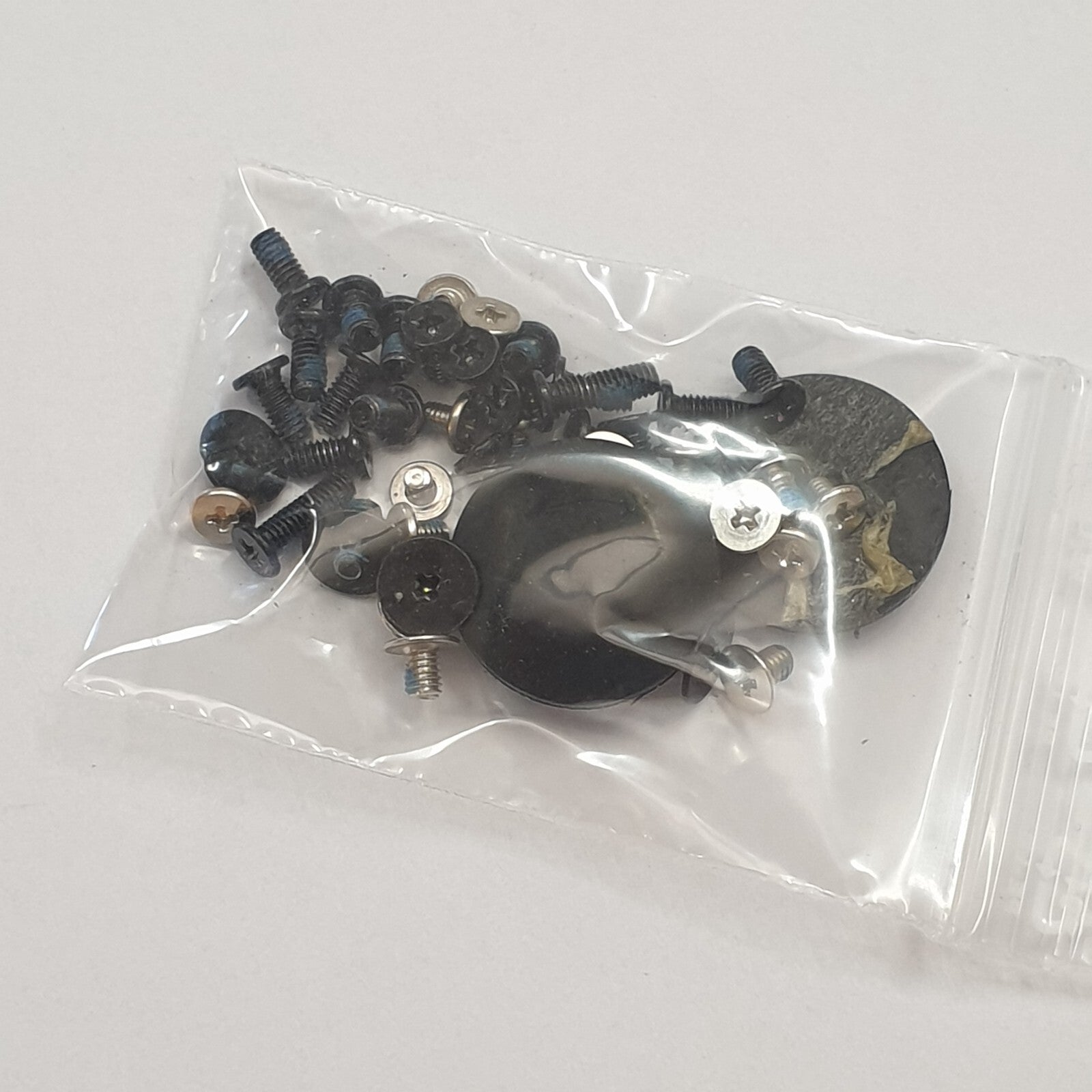 HP Compaq 15-h0 15-h053nf 15-h Schraubensatz Screw Set Schrauben Ersatzteil – Bild 2