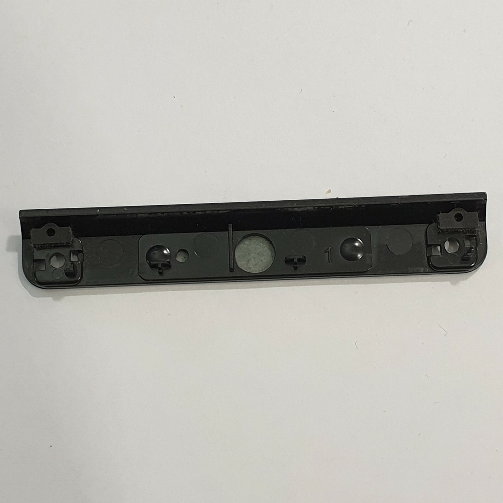 Fujitsu Lifebook S751 Scharnierabdeckung Scharnierblende Abdeckung Hinge Cover – Bild 2