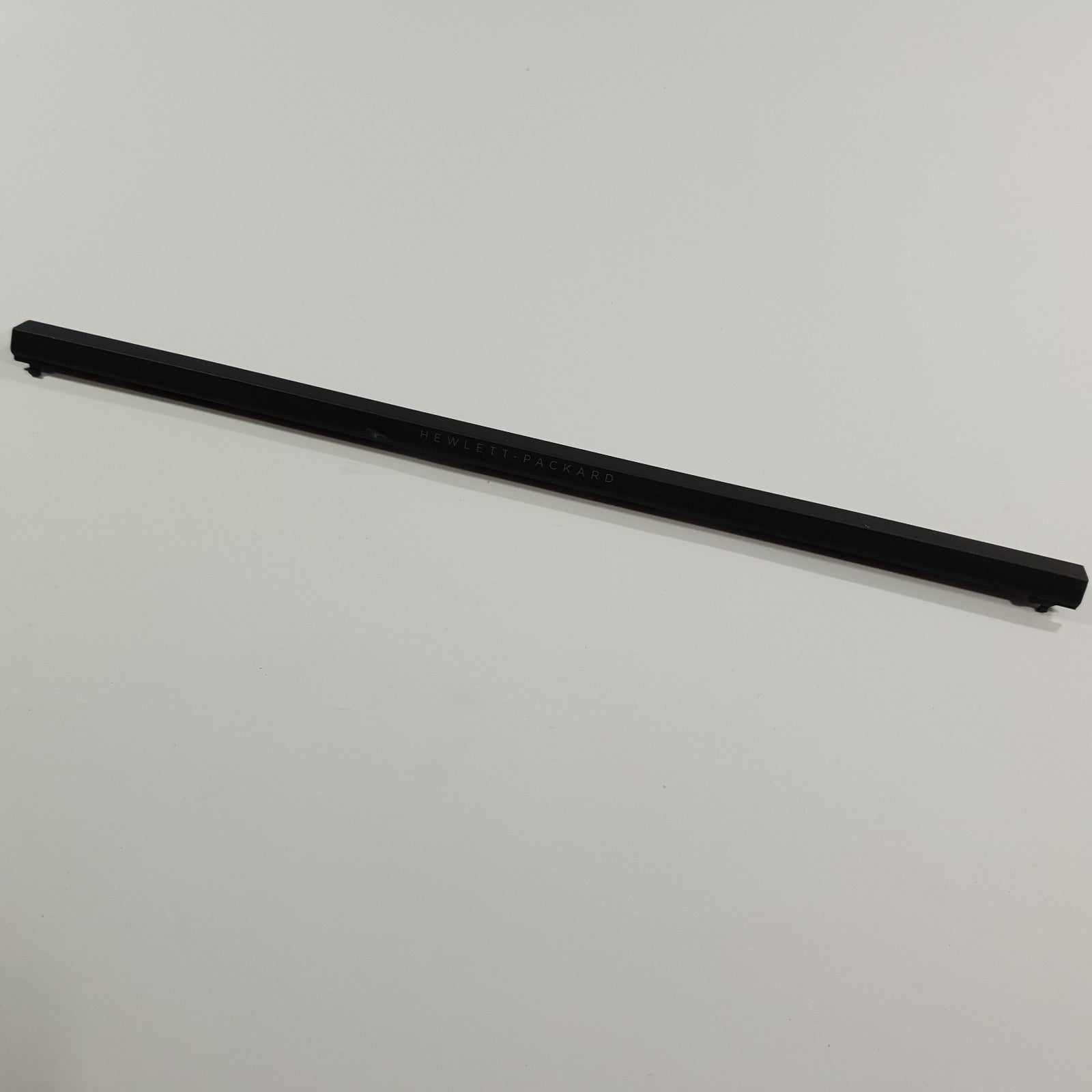 HP ProBook 640 G1 Scharnierabdeckung Scharnierleiste Hinge Cover