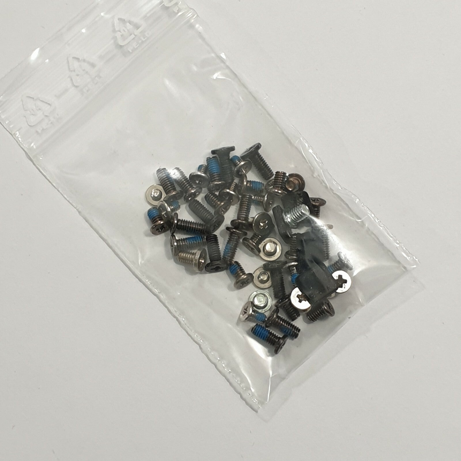 Fujitsu LIFEBOOK A532 Schraubensatz Screw Set Schrauben Gehäuse Ersatzteile – Bild 2
