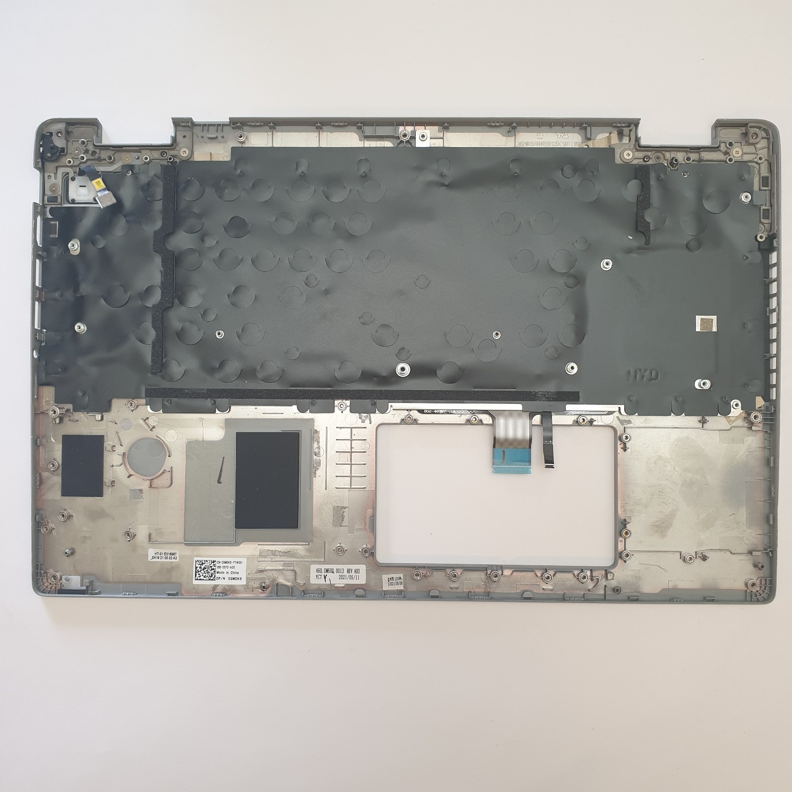 Dell Latitude 5520 Handauflage Tastatur QWERTZ DE Palmrest Keyboard Backlit – Bild 3