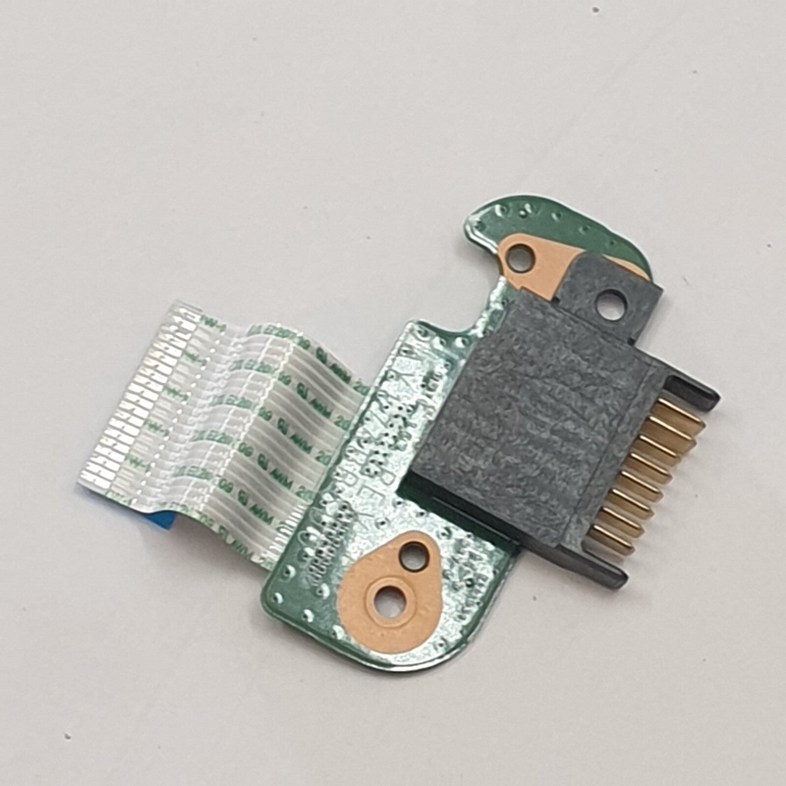 HP Pavilion 17-P Akku Anschluss Board Battery Connector Platine – Bild 2