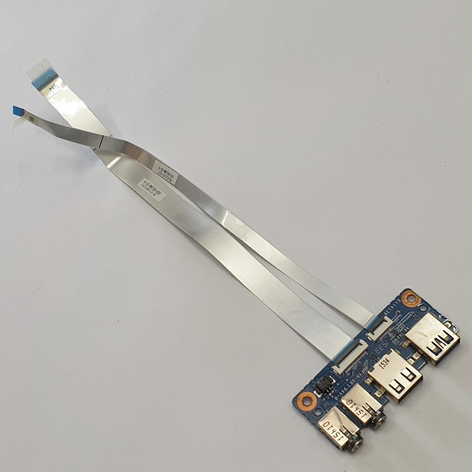 Clevo W670SZQ Audio Sound USB USB I/O Board Platine mit Kabel – Bild 2