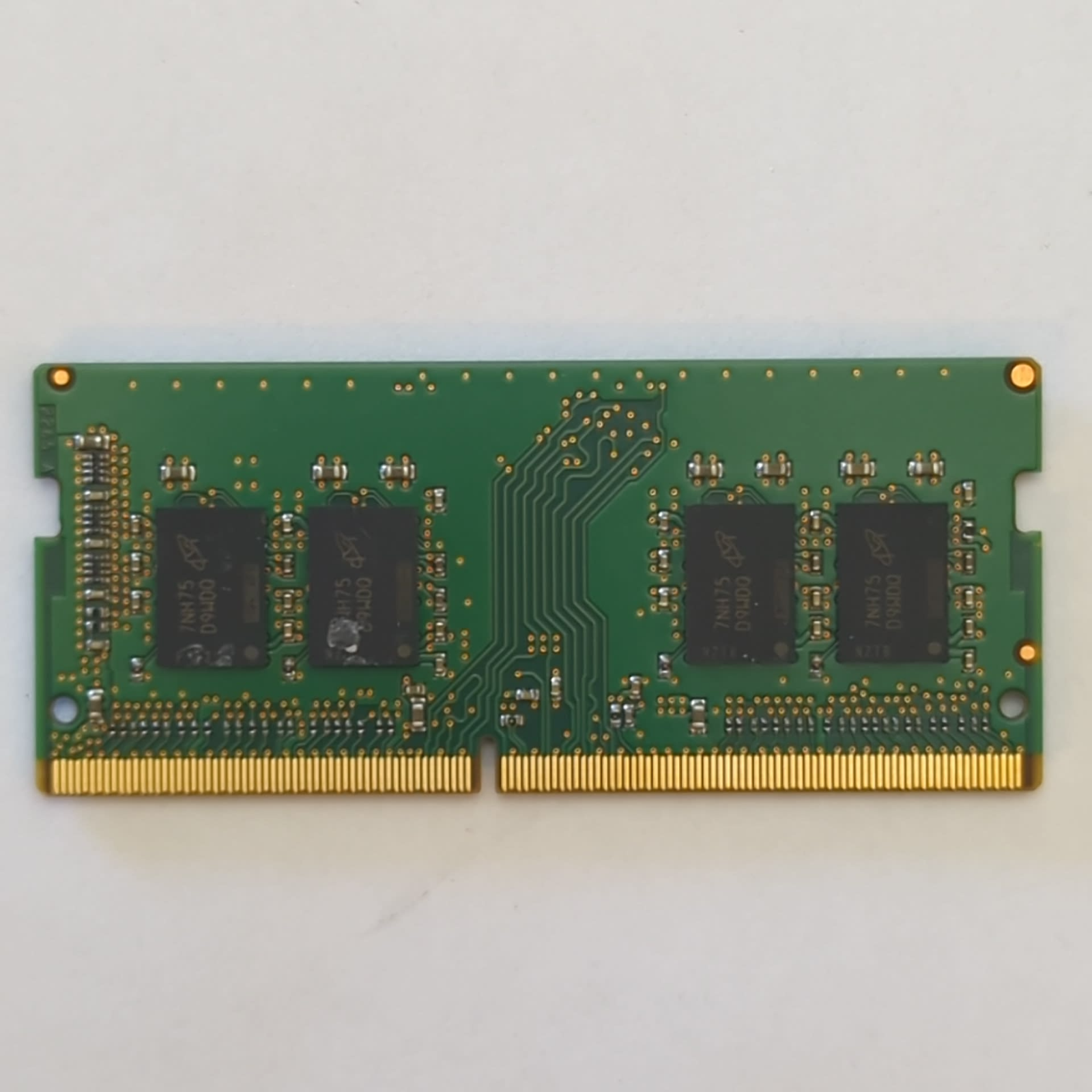 Micron 8GB DDR4 2400 SODIMM RAM 1x8GB Laptop Notebook Speicher