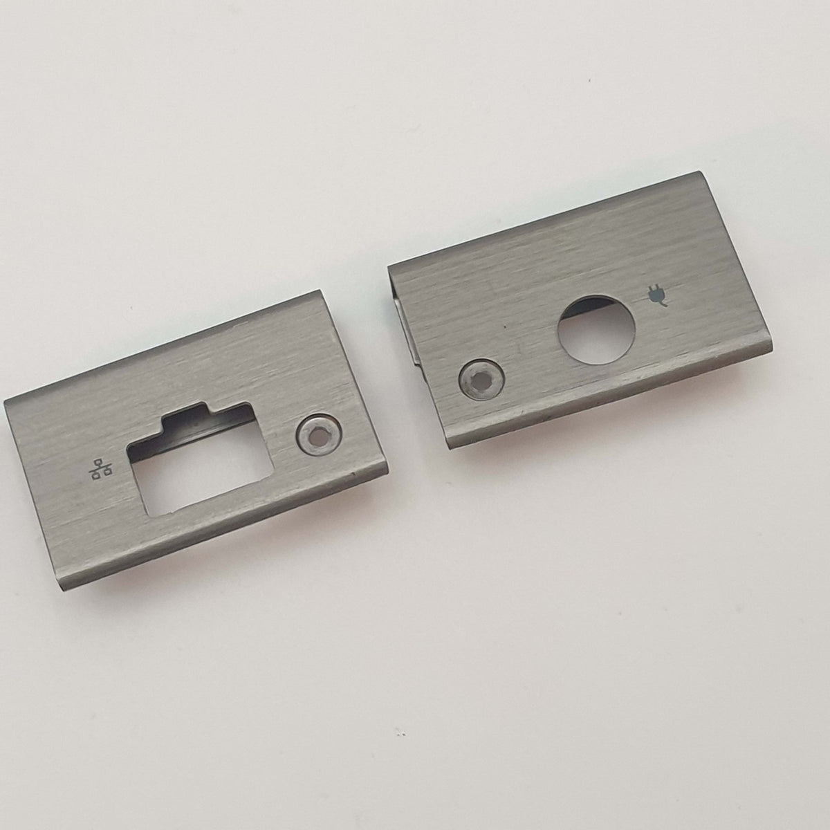 Dell Latitude E5570 Scharnierabdeckung Hinge Cover Set