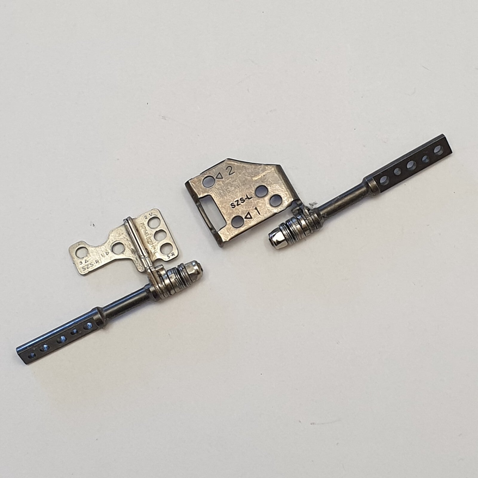 HP EliteBook 850 G6 Displayscharniere Set Scharnier Links Rechts Hinge – Bild 2