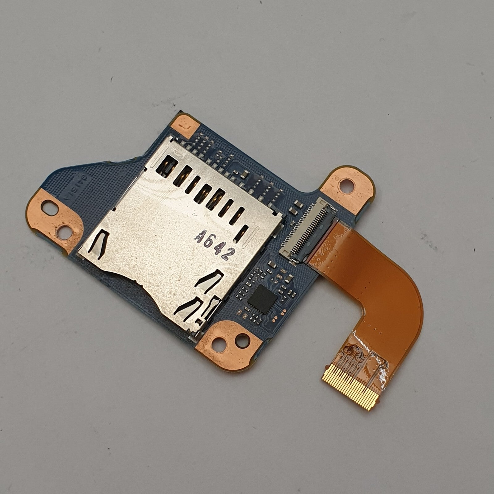 Toshiba Z30-C Kartenleser Card Card Reader SD Kartenleser Platine Board Modul