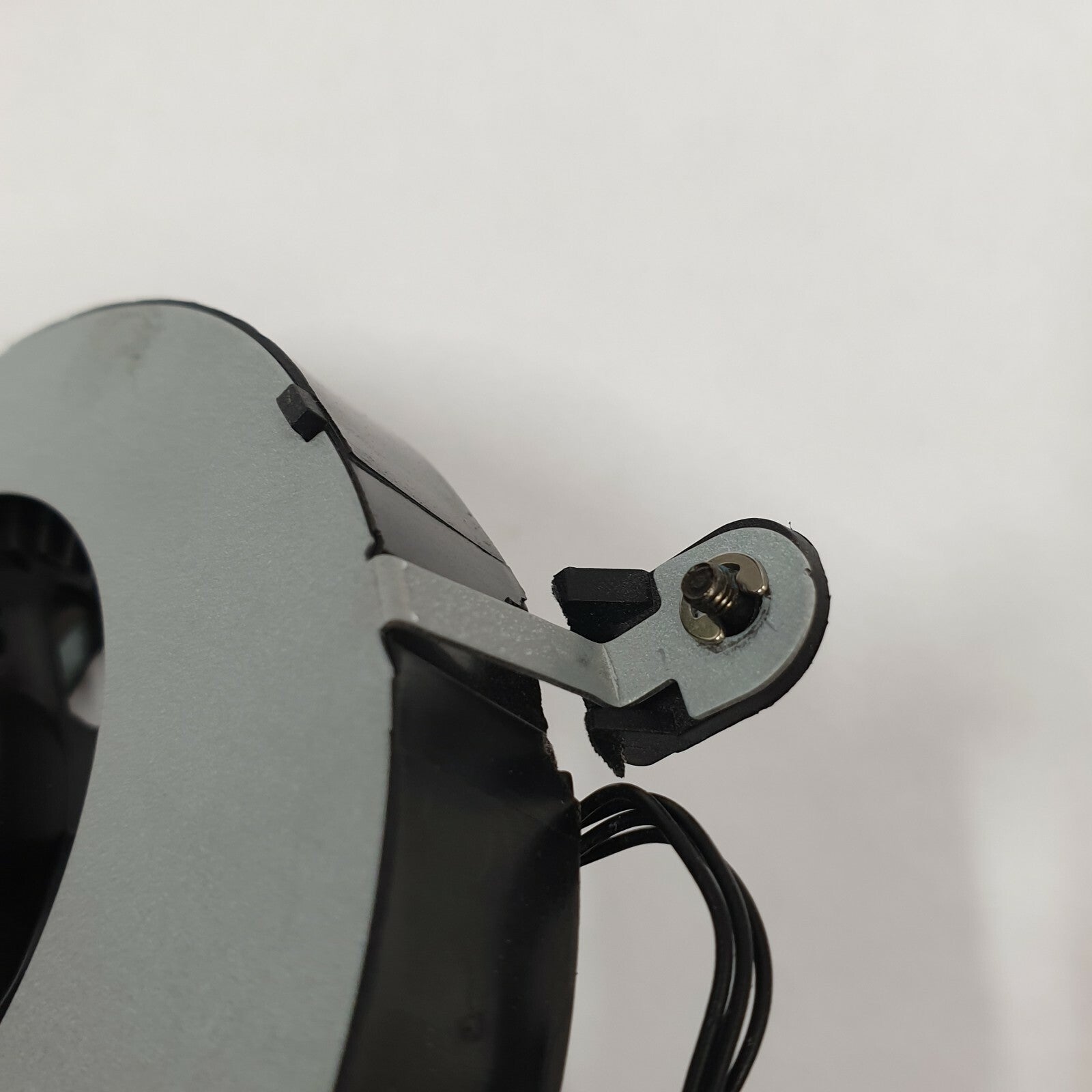 Alienware M18x CPU Lüfter Fan Cooler DFS602205M30T – Bild 4