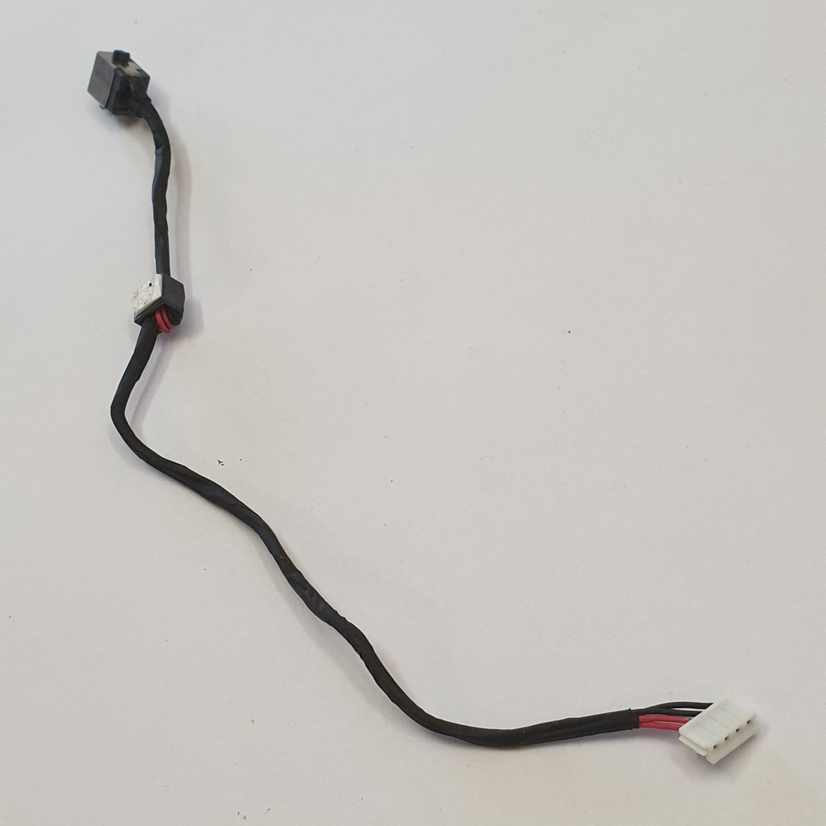 Toshiba Satellite C70D-C C70-C Original Strombuchse DC Jack Ladebuchse Kabel