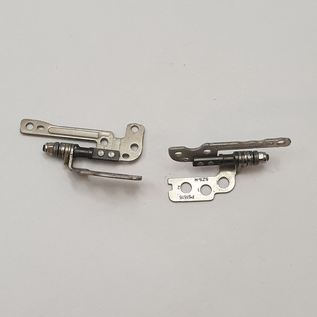 HP ZBook 15u G3 Displayscharniere L+R Scharnier Set Laptop Hinge