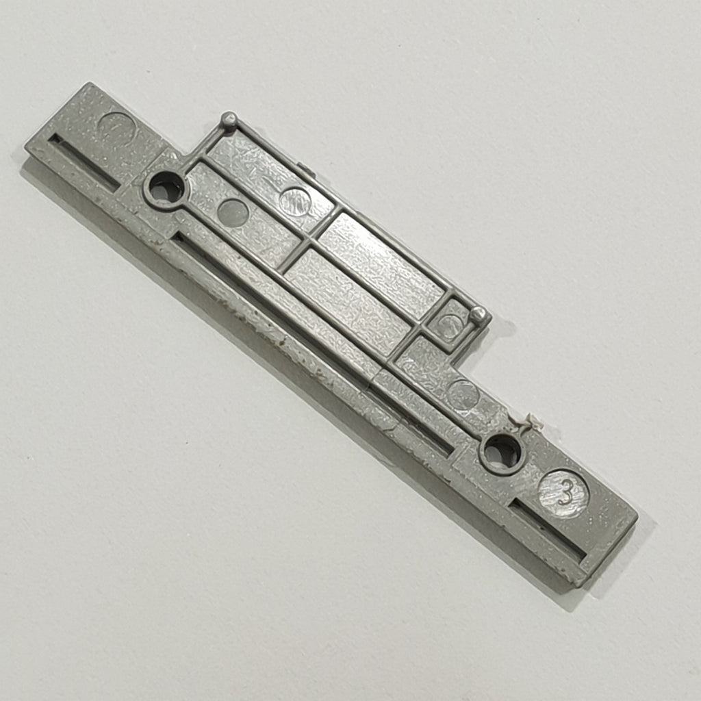 Dell Latitude E6330 Plastik Halteklammer Scharnierabdeckung Bracket – Bild 2