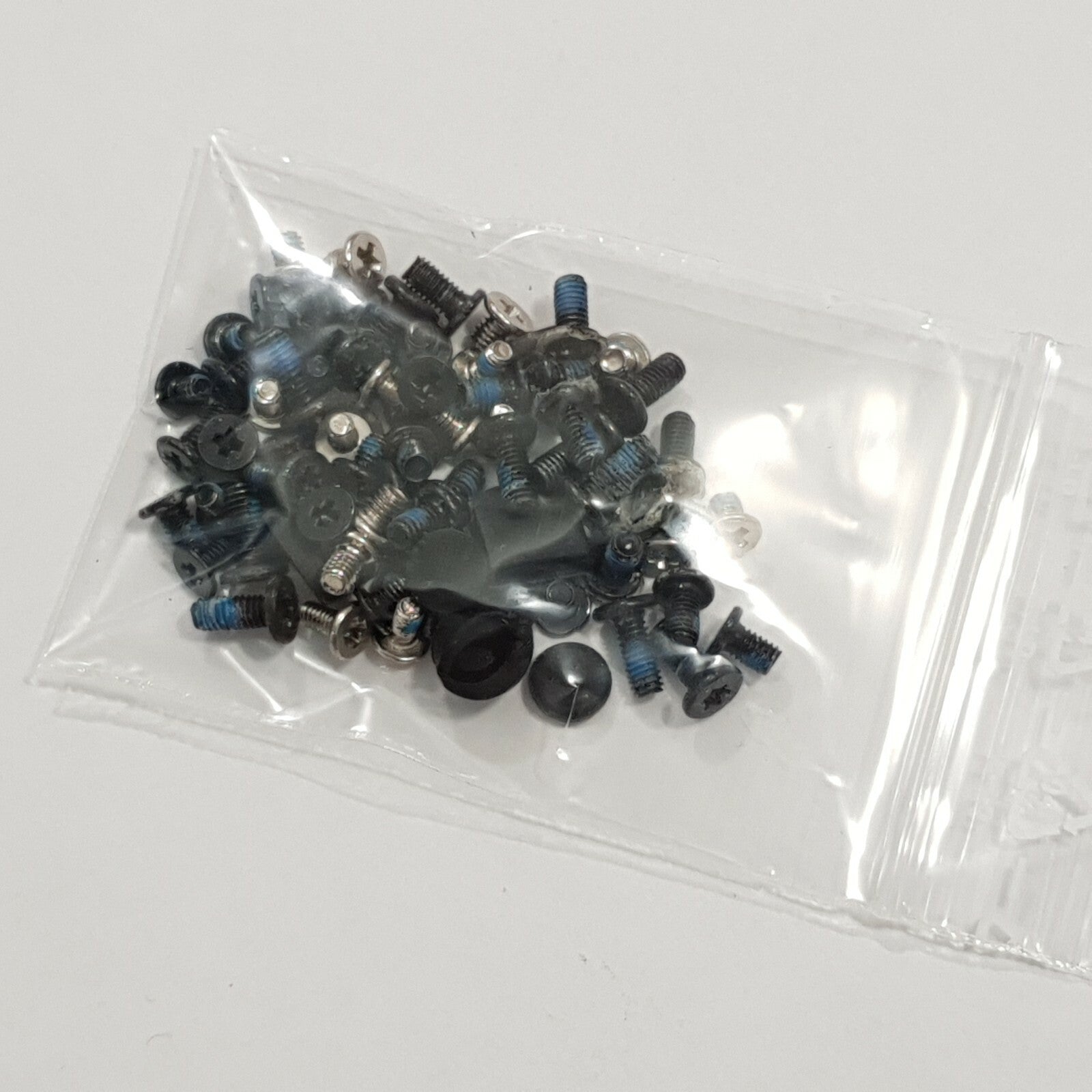 HP EliteBook 8540p Schraubensatz Schrauben Screw Set Laptop Notebook