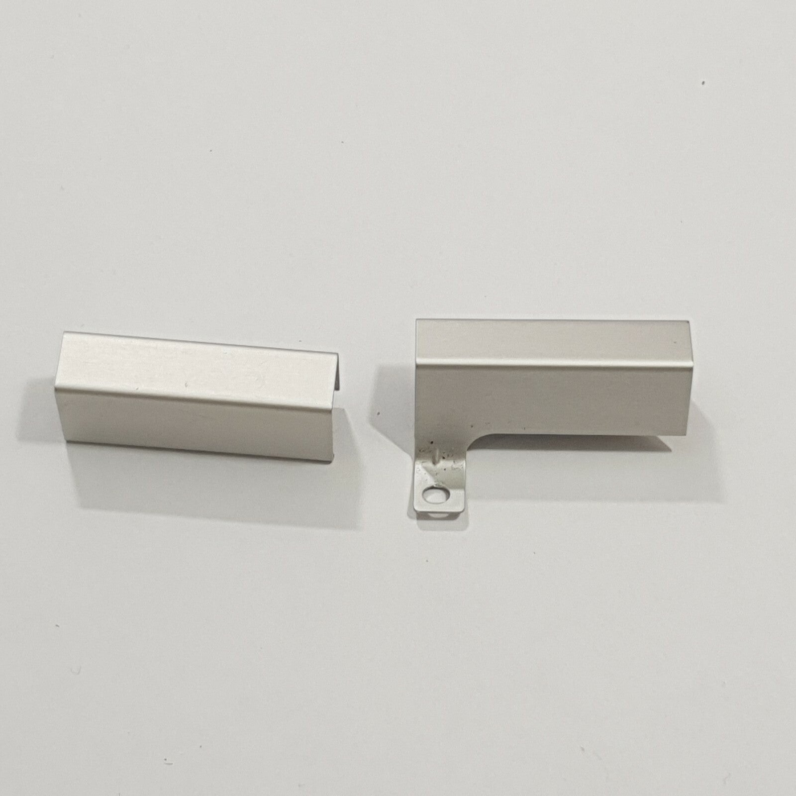 HP EliteBook 8540p Scharnierabdeckung Set Display Scharnier Abdeckungen Cover