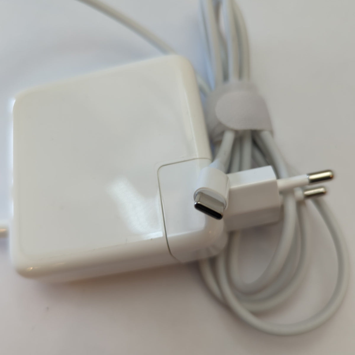61W USB-C Netzteil Ladegerät für Apple MacBook Pro Air 13 Zoll PD mit Kabel Weiß