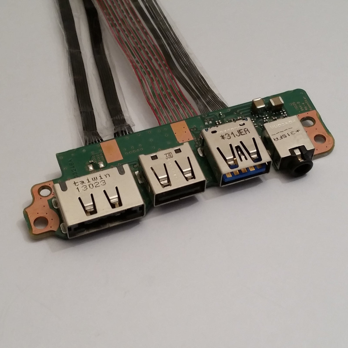 Toshiba Tecra R950 Audio Sound USB I/O Board mit Kabel