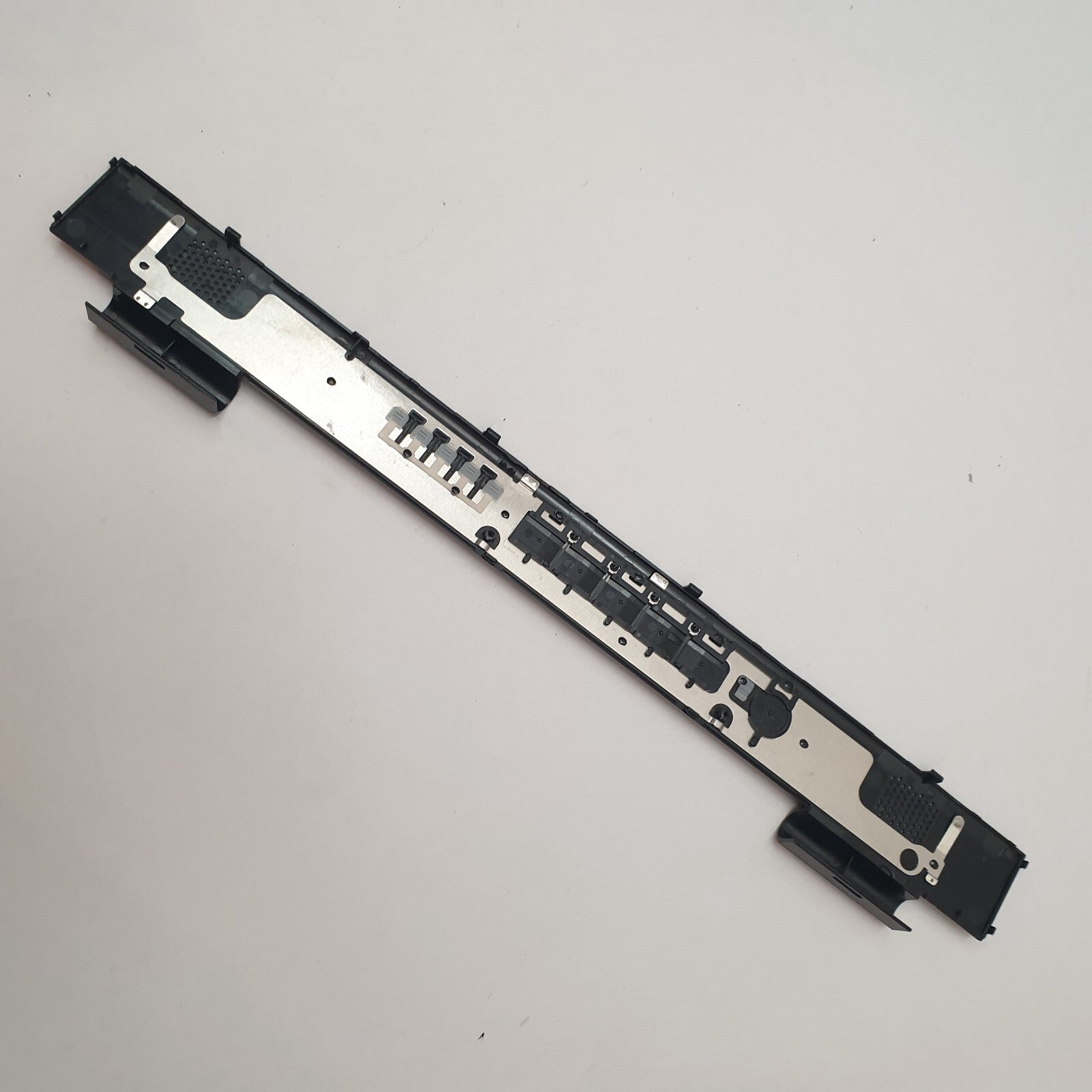 Fujitsu Lifebook E782 Power Button Abdeckung Schalterleiste Cover – Bild 2