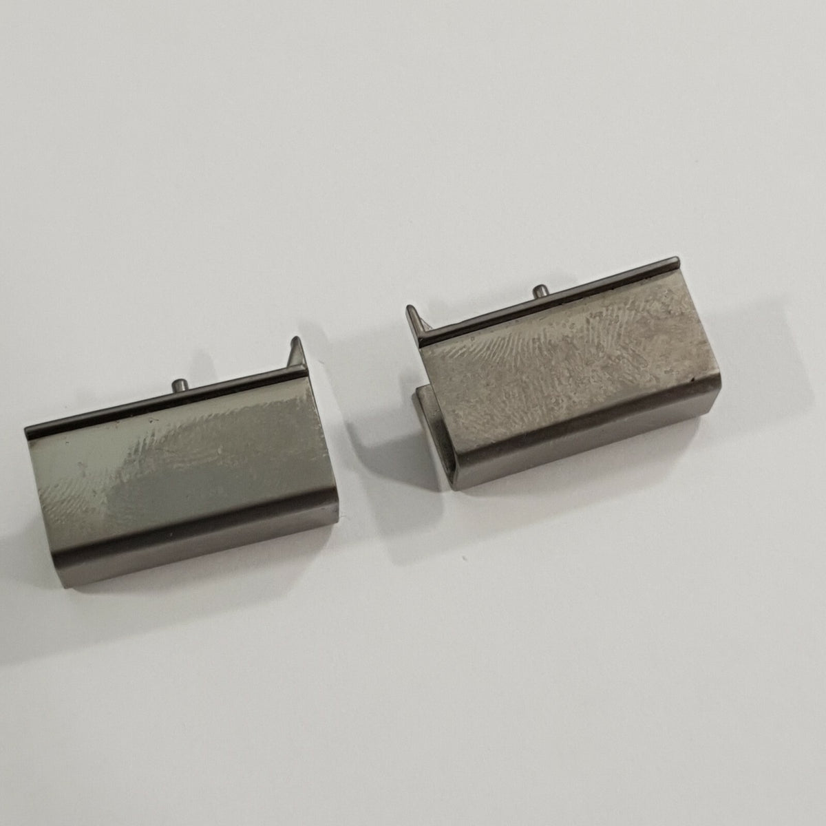 Lenovo ThinkPad L560 Scharnierabdeckungen Links Rechts Hinge Caps Abdeckung