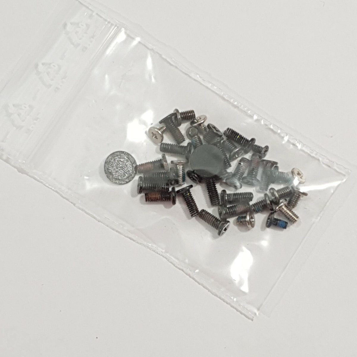HP Pavilion 17-e125nd Schraubensatz Screw Set Schrauben Notebook