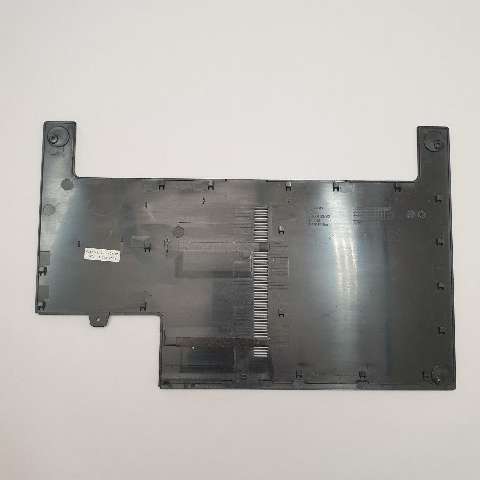 Samsung 300V Abdeckung Festplatten Blende Klappe Bottom Base Cover – Bild 2