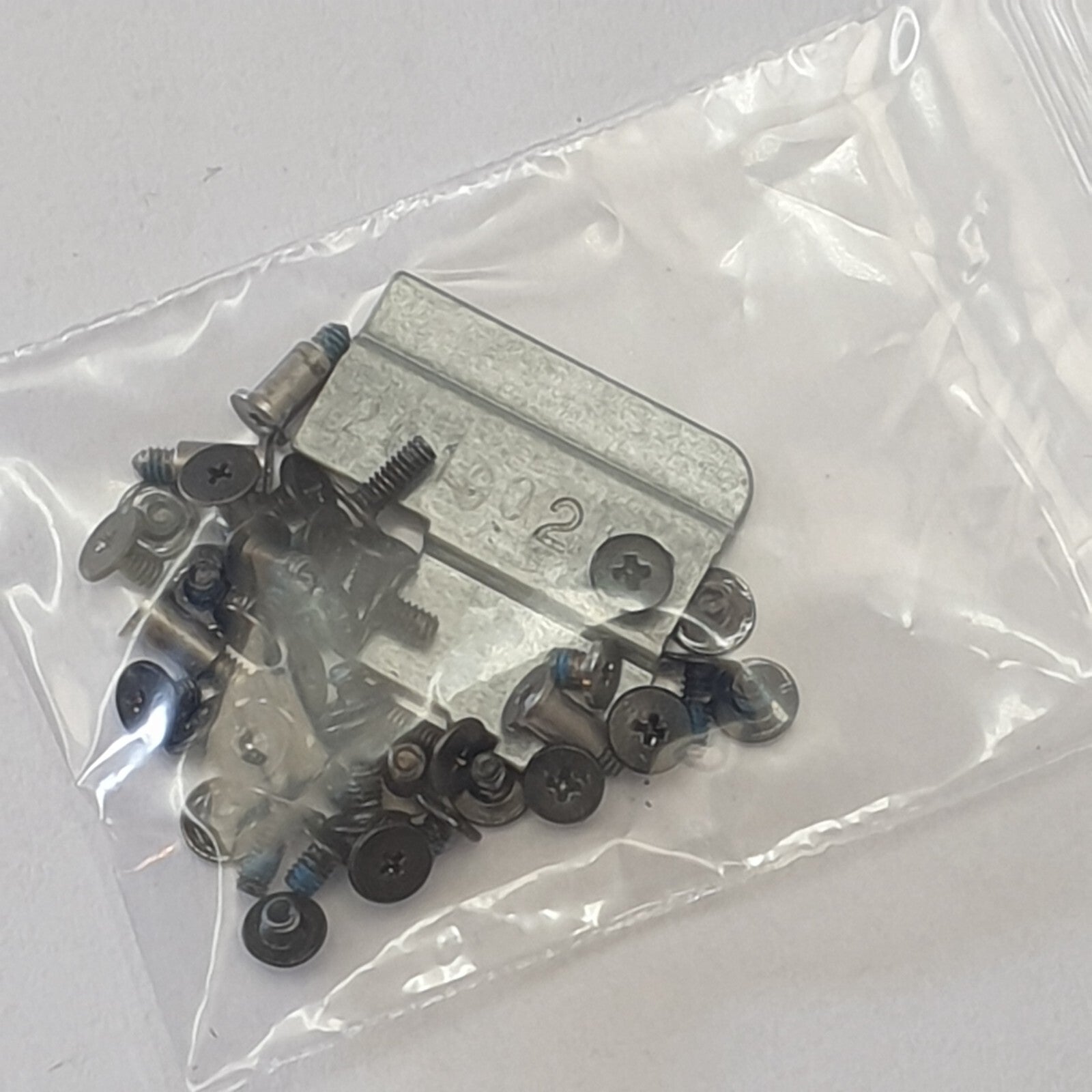 HP Elitebook x360 1030 G3 Schraubensatz Screw Set Schrauben Gehäuse
