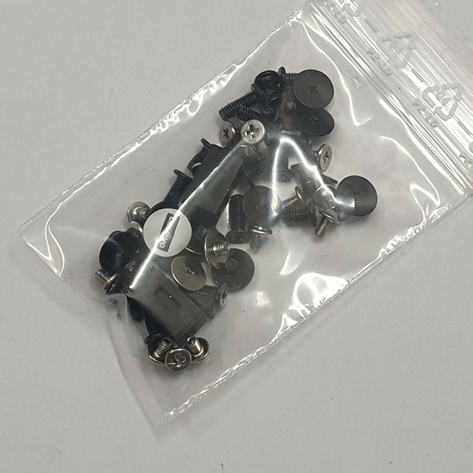 Lenovo Chromebook 300e Schraubensatz Screw Set Schrauben Gehäuse – Bild 2