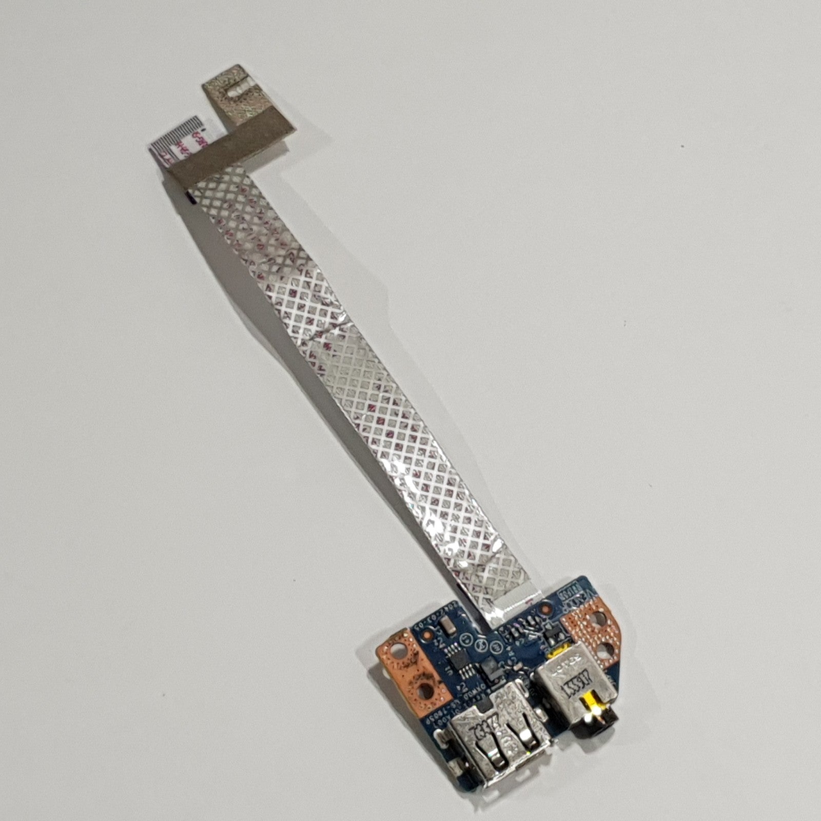 Dell Latitude E5530 Audio Sound USB Dell Latitude E5530 USB Audio Board I/O – Bild 2
