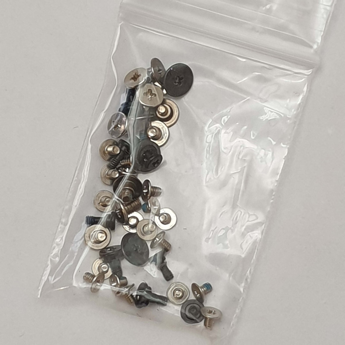 Lenovo ThinkPad L15 G1 Schraubensatz Screw Set Schrauben Ersatzteil