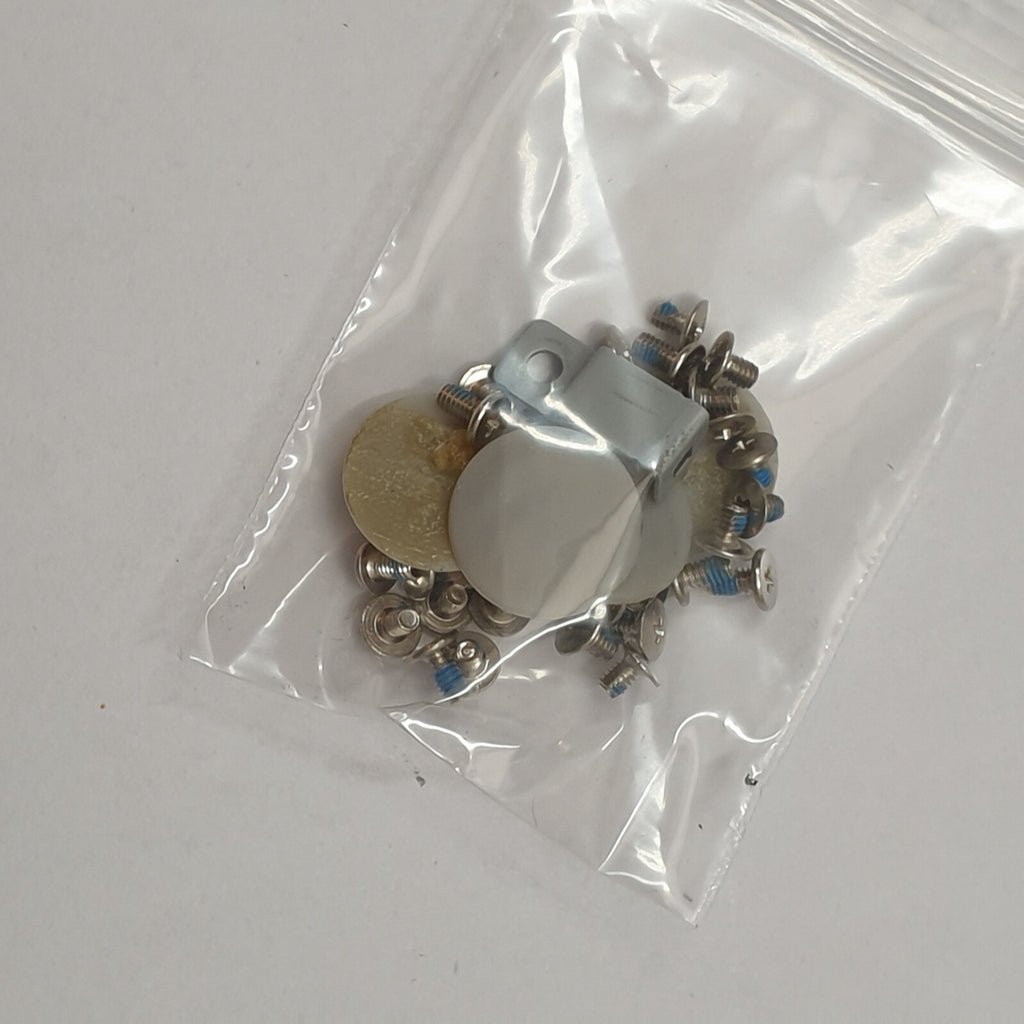 Samsung Chromebook 303C Schraubensatz Screw Set Schrauben Ersatzteil