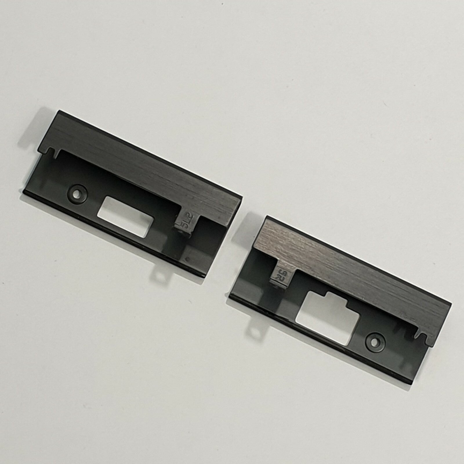 Dell Latitude E5540 Gehäuse Abdeckung Portblende Port Abdeckungen Set – Bild 2
