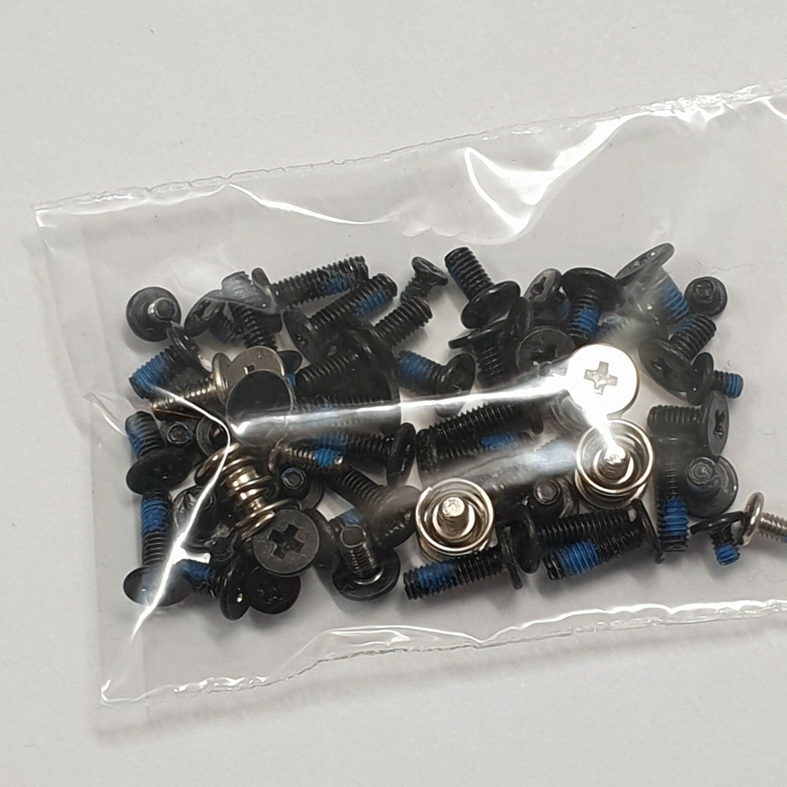 Acer Aspire 5736Z Schraubensatz Schrauben Screw Set Laptop Notebook Ersatzteil