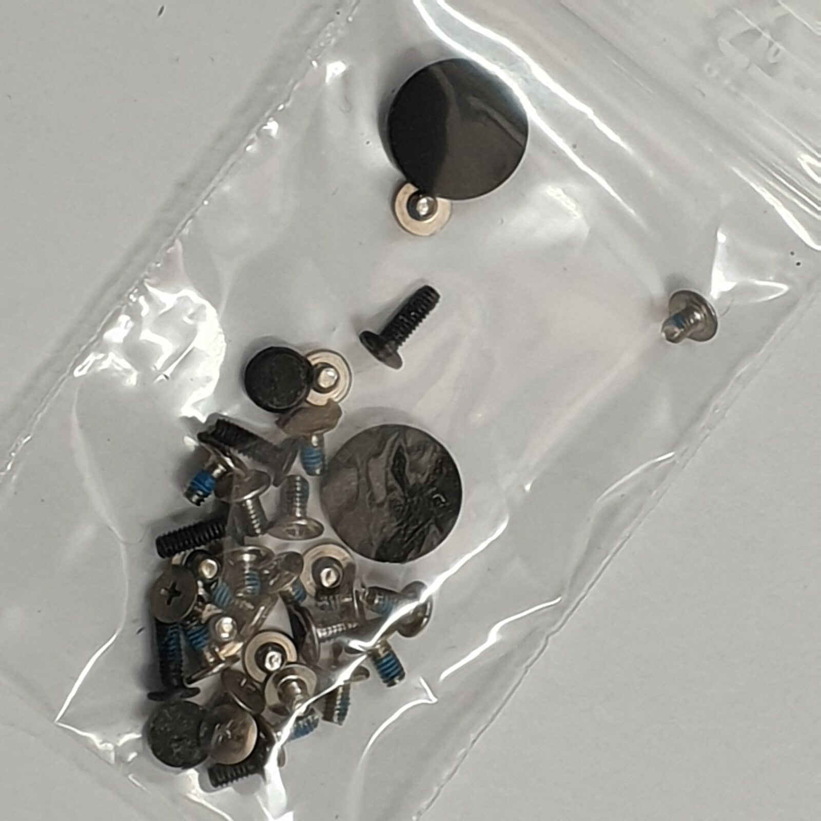 Samsung NP-NC110 Schraubensatz Screw Set Schrauben Gehäuse – Bild 2
