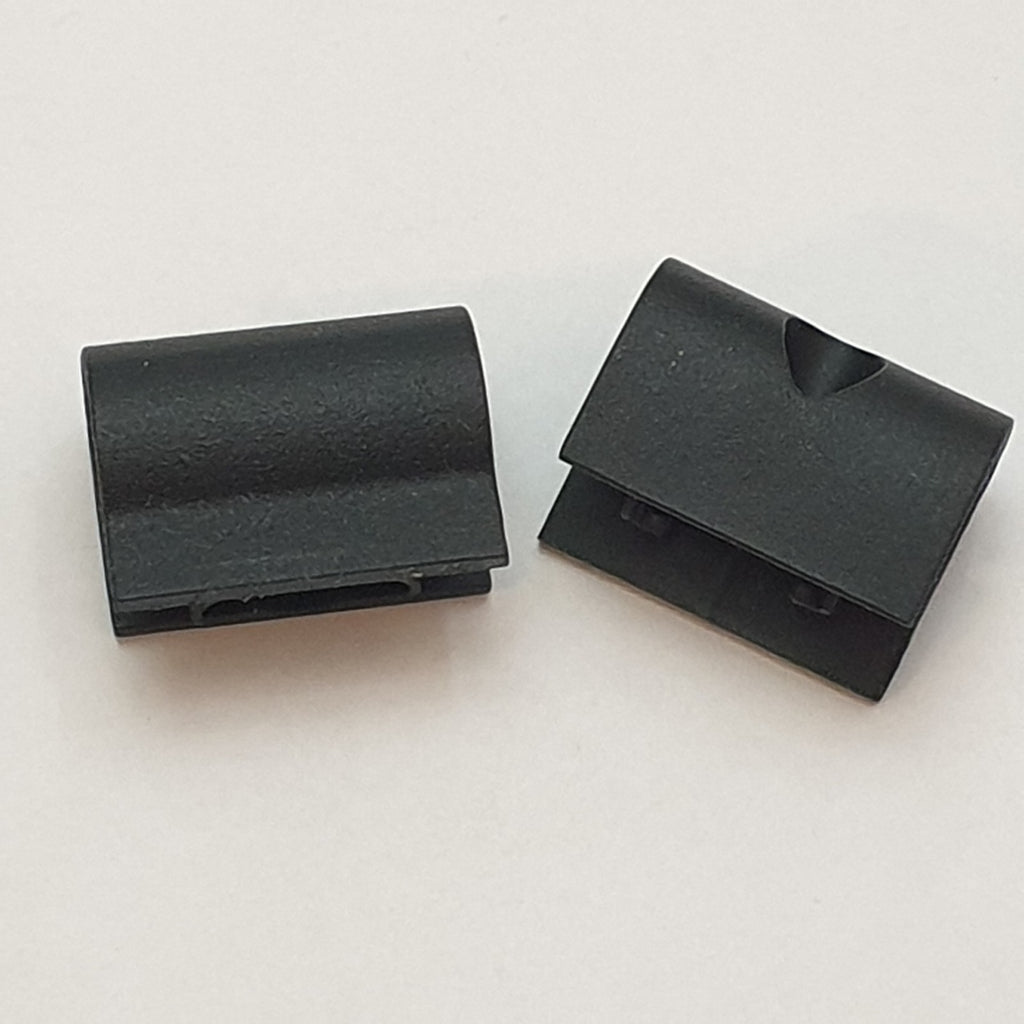 Fujitsu LifeBook A557 Scharnierabdeckungen Hinge Caps Links Rechts Set