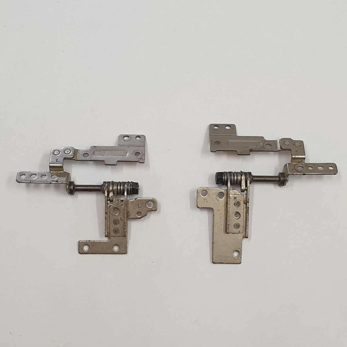 ASUS R301L Displayscharniere Scharnier Set Links Rechts Hinge