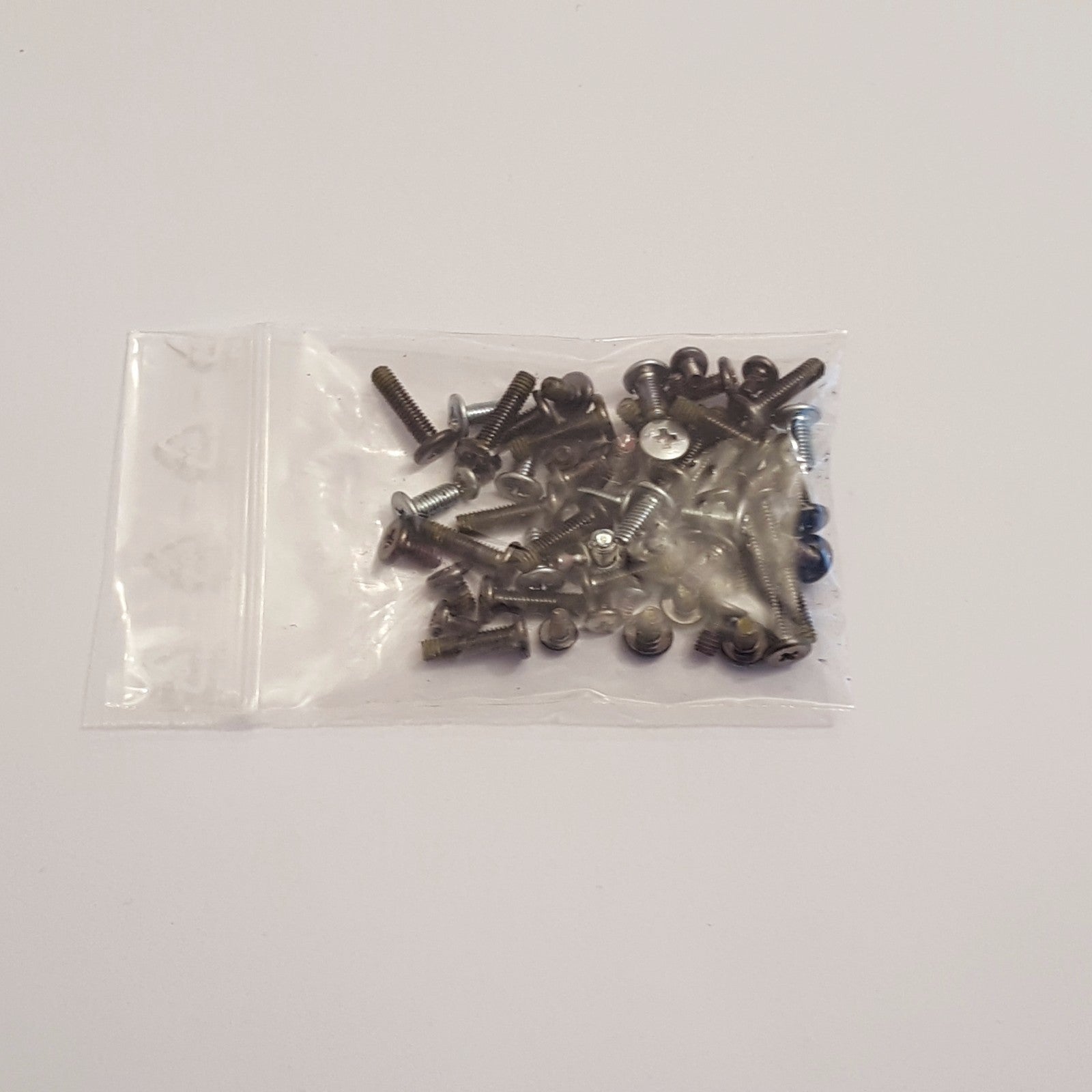 Toshiba Satellite Pro S300-11R Schraubensatz Screw Set Schrauben