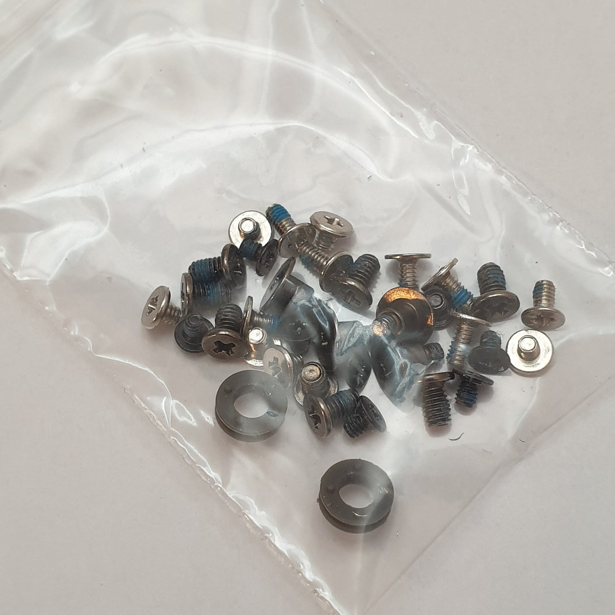 Lenovo ThinkPad X1 Yoga Gen 8 Schraubensatz Screw Set Schrauben