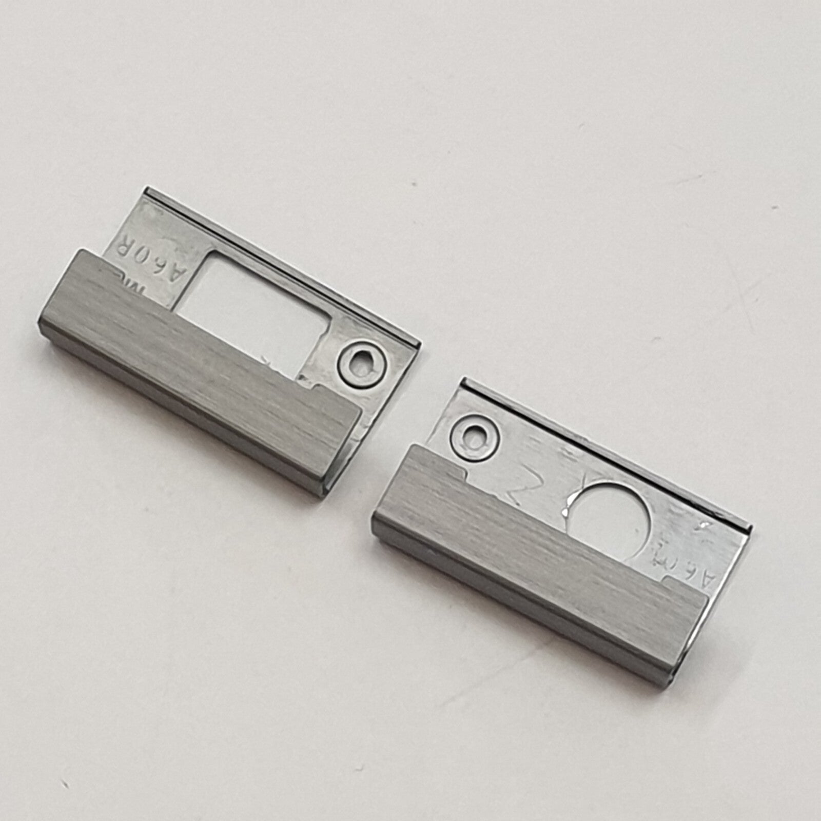 Dell Latitude E7470 Scharnierabdeckung Set Hinge Cover Kappen – Bild 2
