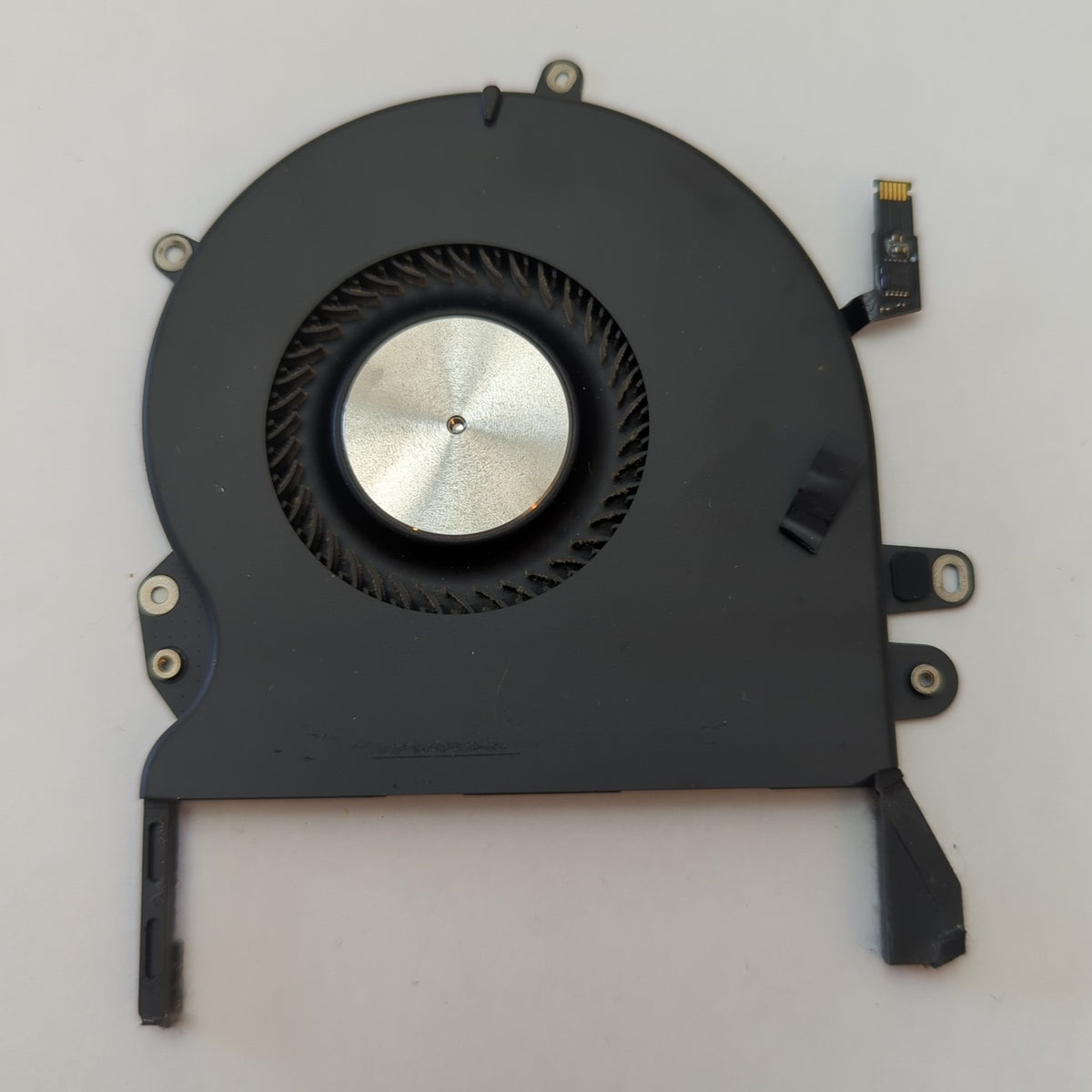 Apple MacBook Pro 16 A2141 2019 Lüfter links Fan