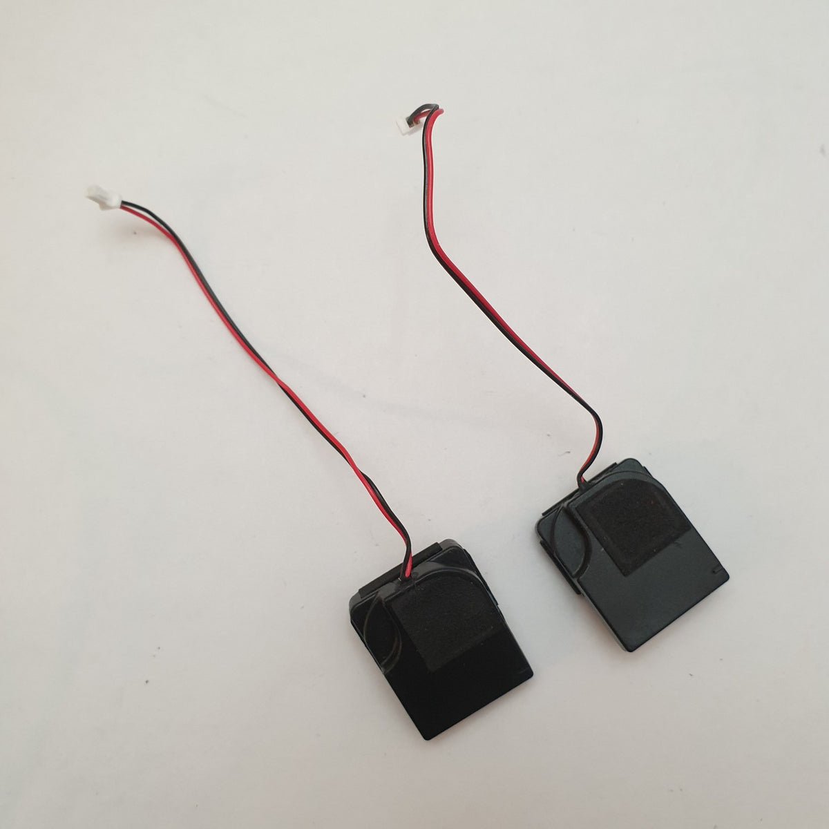 Fujitsu LifeBook E5510 Lautsprecher Boxen Speaker Set intern