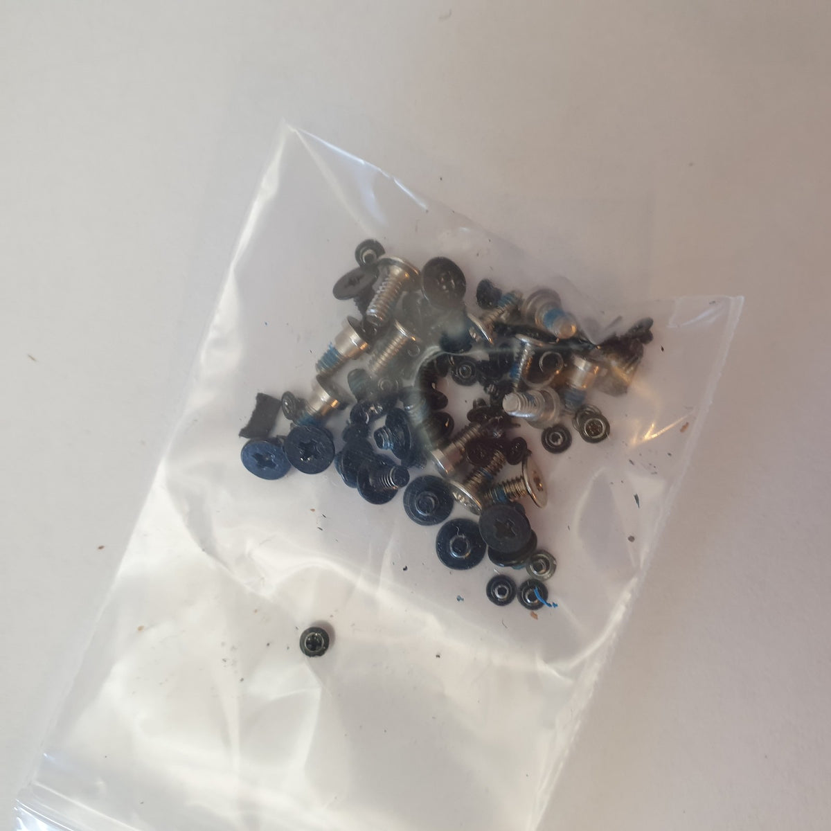 HP Elitebook x360 1030 G7 Schraubensatz Screw Set Schrauben Notebook