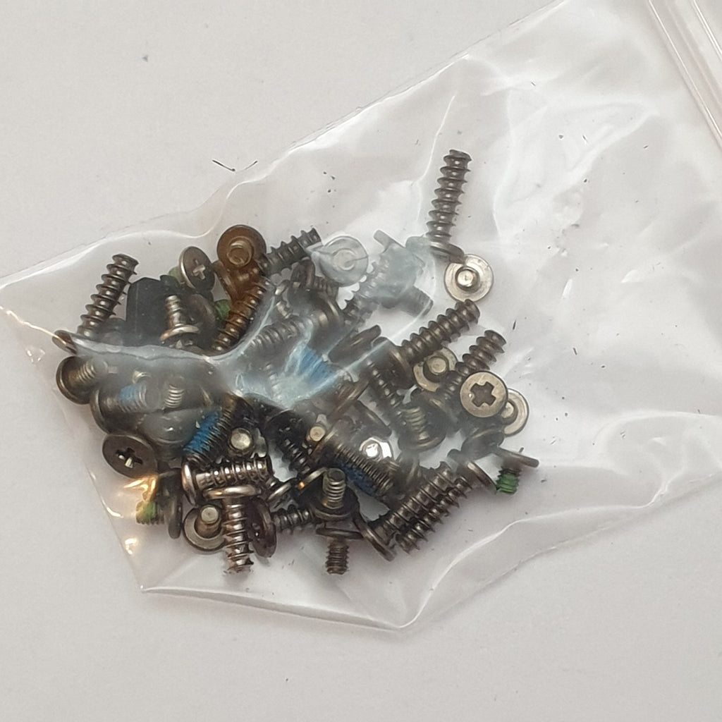 Fujitsu LifeBook E5510 Schraubensatz Screw Set Gehäuse Schrauben Set